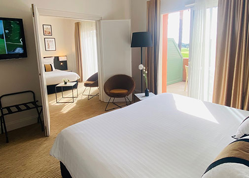 Zimmer mit Verbindungstür im Palmyra Golf mit privater Terrasse, 4-Sterne-Hotel in Hérault