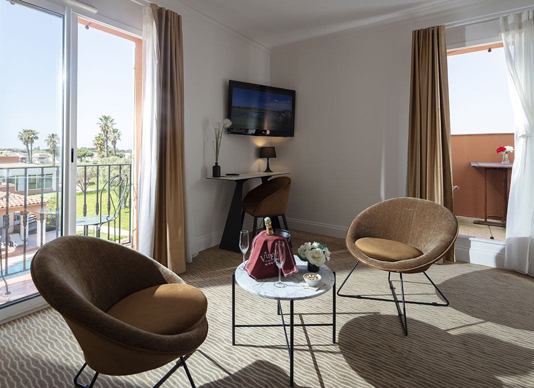 Genießen Sie Ihren Aufenthalt im Palmyra Golf, einem 4-Sterne-Hotel in Cap d'Agde, zwischen Entspannung, Erholung und Ausübung Ihres Lieblingssports